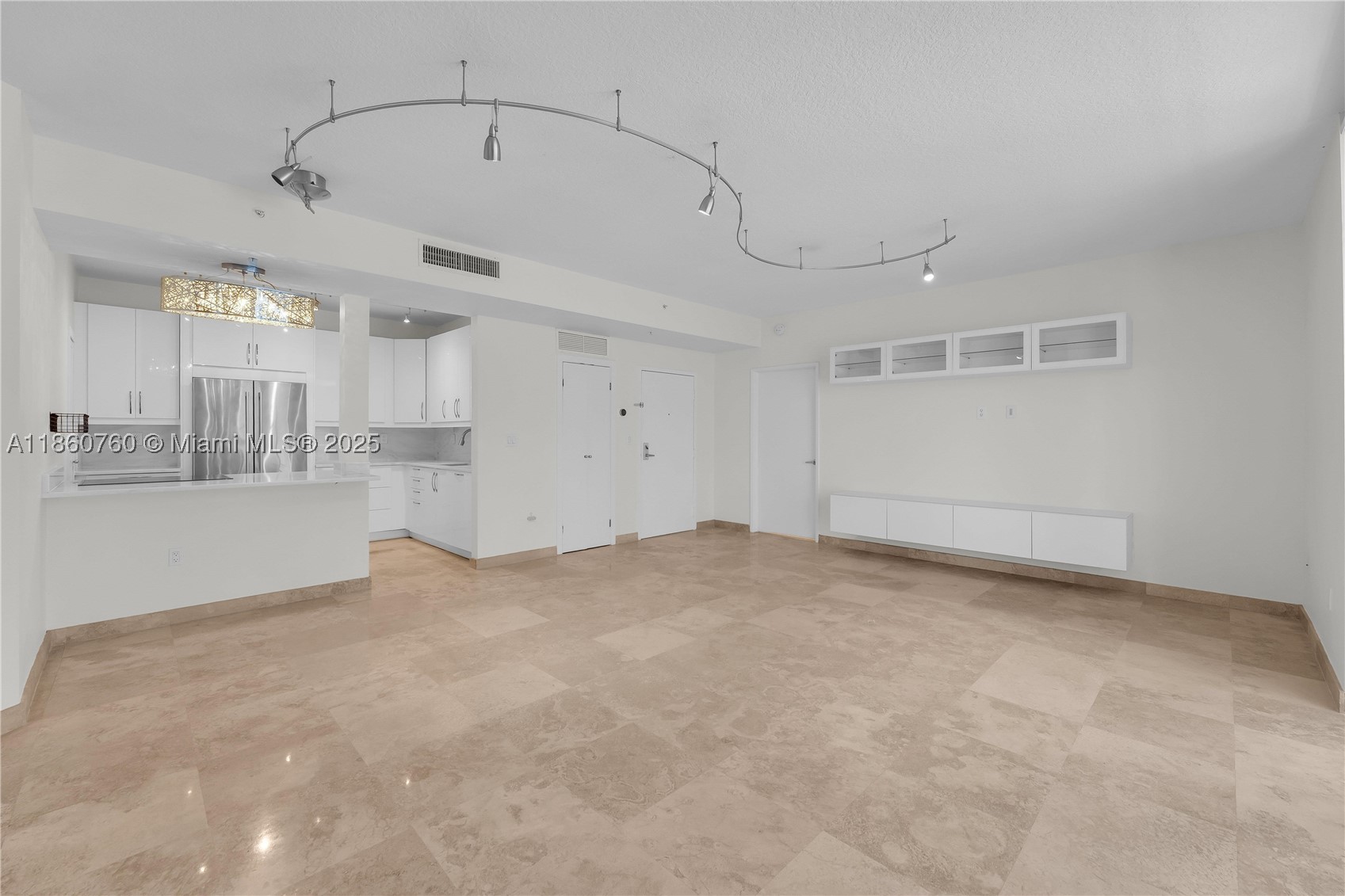 1 Century Ln #202, Miami Beach FL 33139