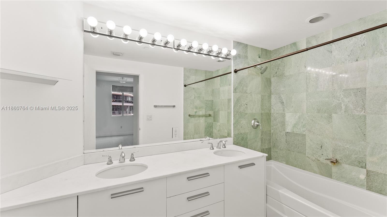 1050 Brickell Ave #2620, Miami FL 33131