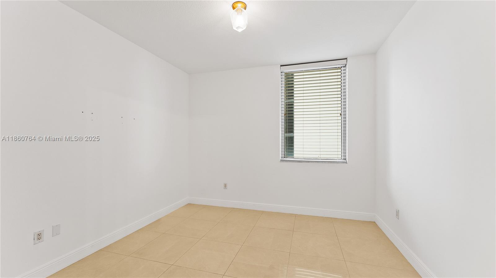 1050 Brickell Ave #2620, Miami FL 33131