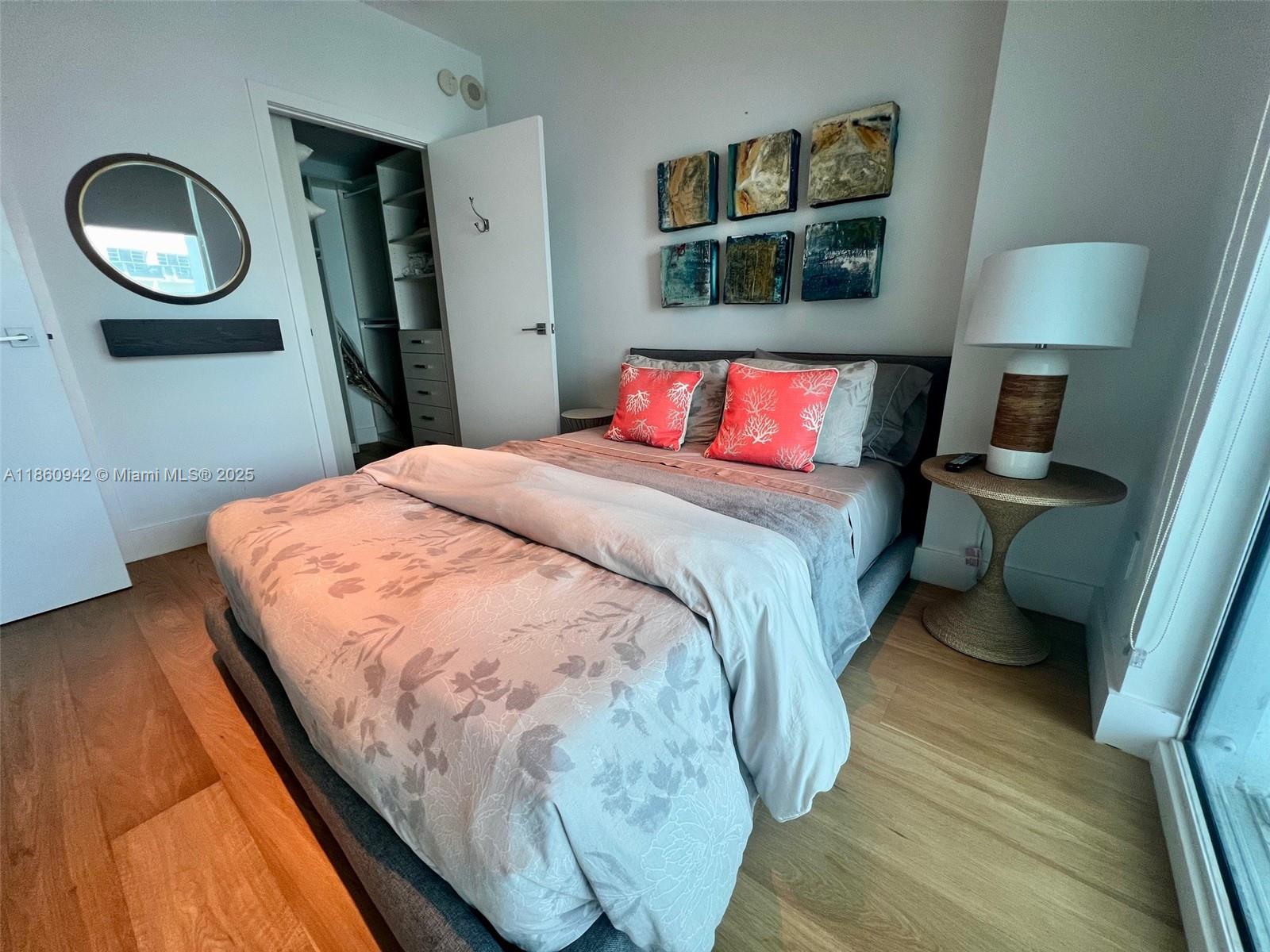 3801 Collins Ave #705, Miami Beach FL 33140