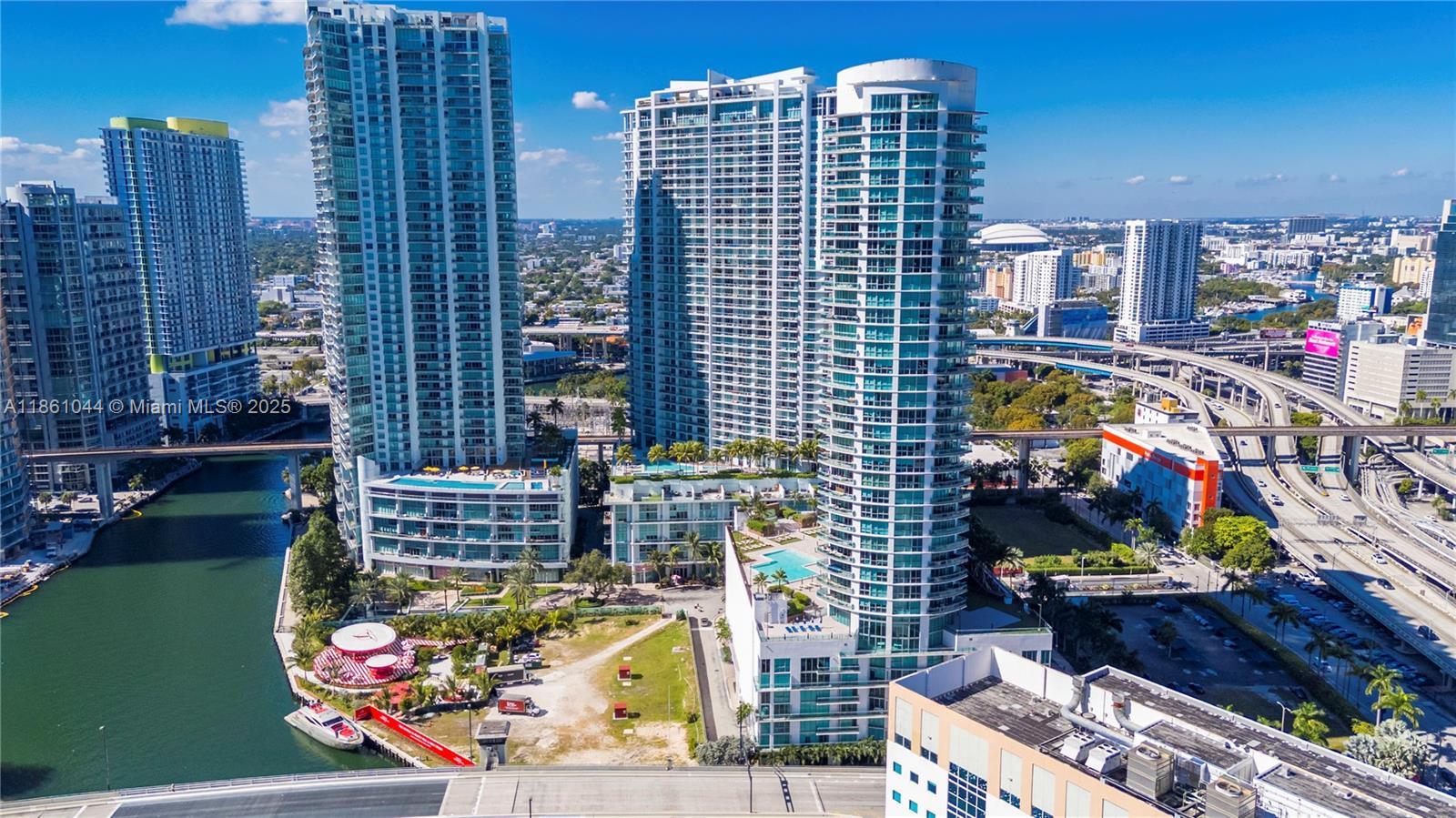 350 S Miami Ave #2105, Miami FL 33130