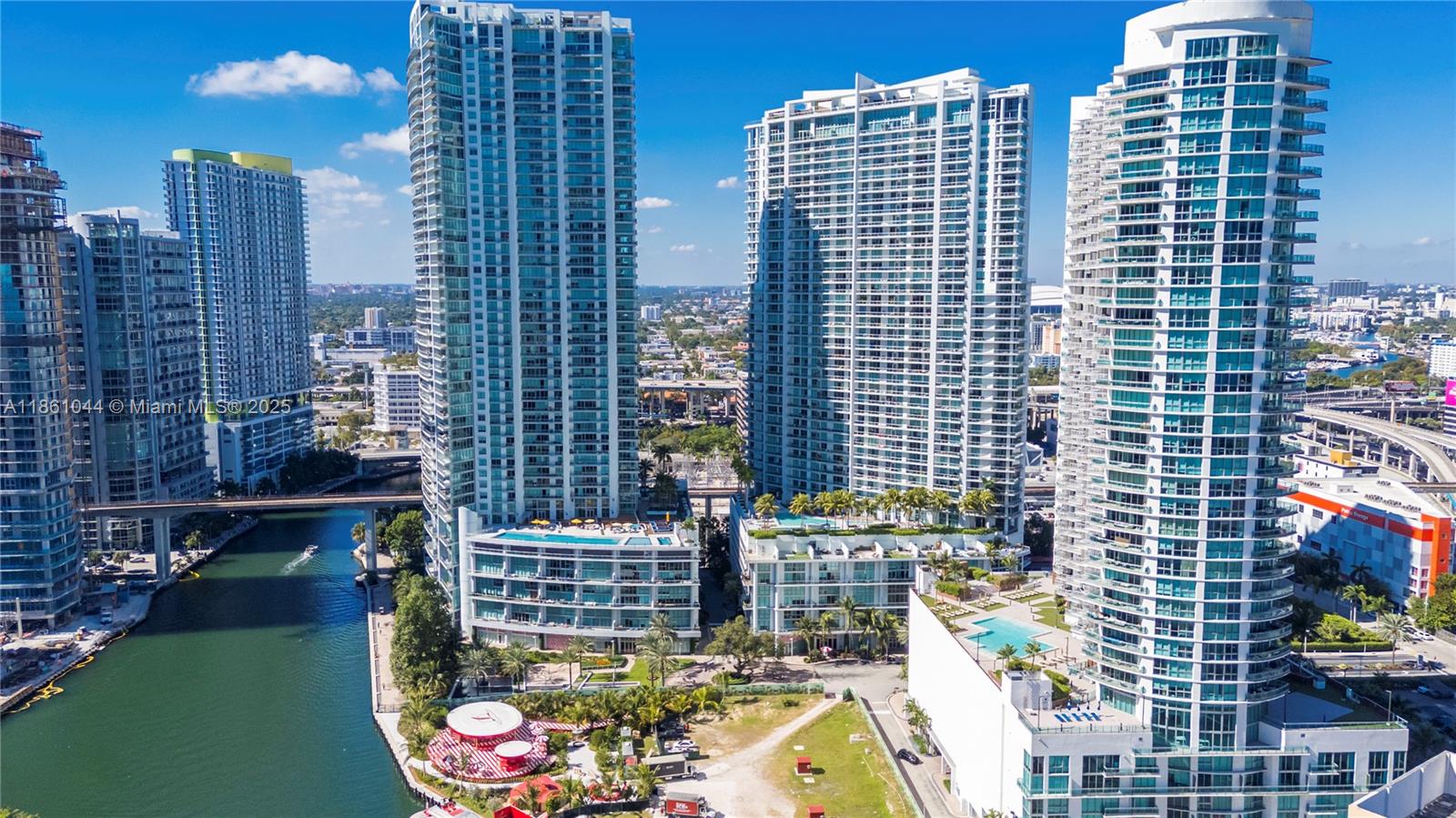 350 S Miami Ave #2105, Miami FL 33130