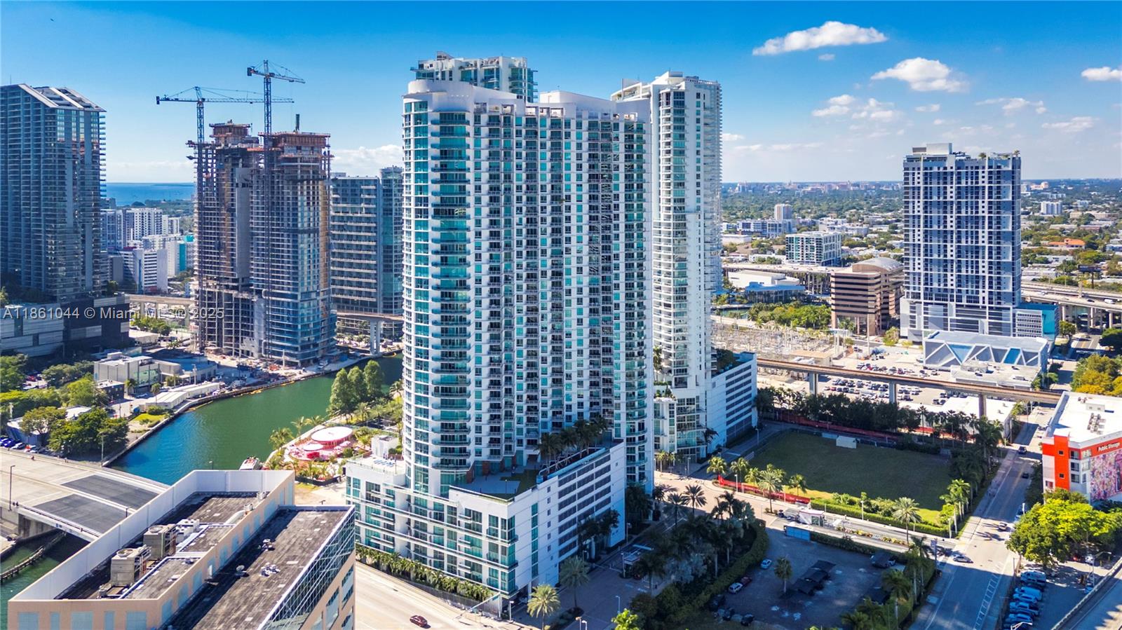 350 S Miami Ave #2105, Miami FL 33130