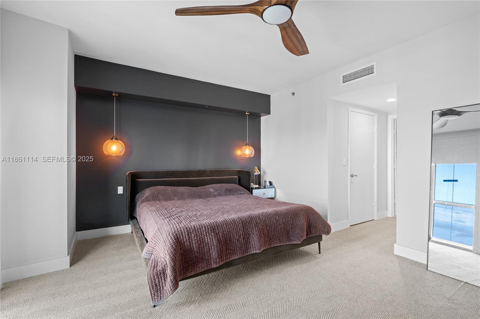 465 Brickell Ave #3201, Miami FL 33131