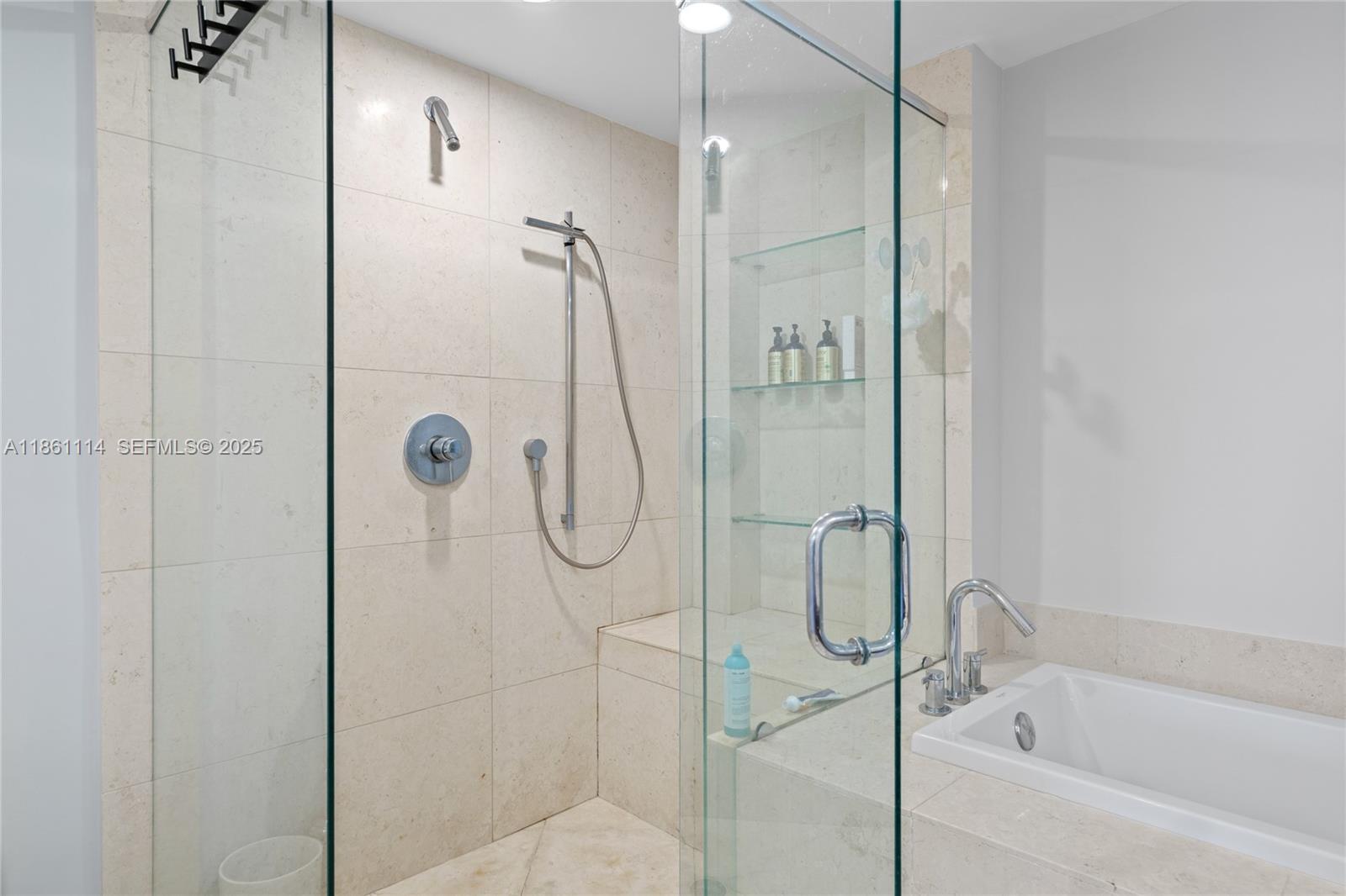 465 Brickell Ave #3201, Miami FL 33131