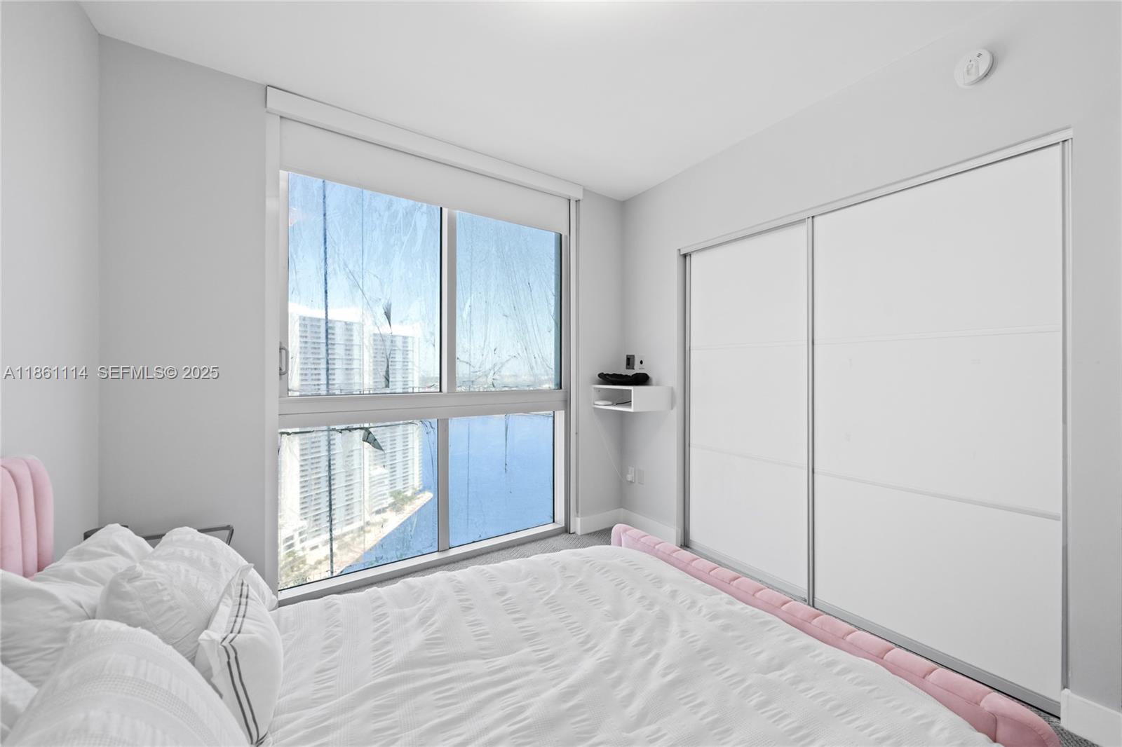 465 Brickell Ave #3201, Miami FL 33131