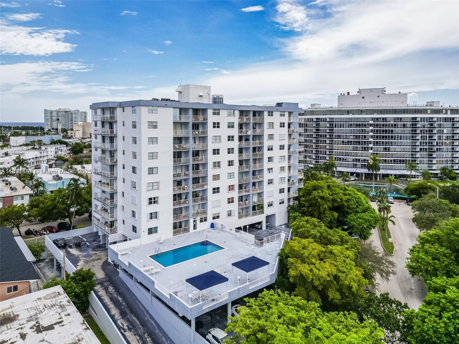 6900 Bay Dr #11F, Miami Beach FL 33141