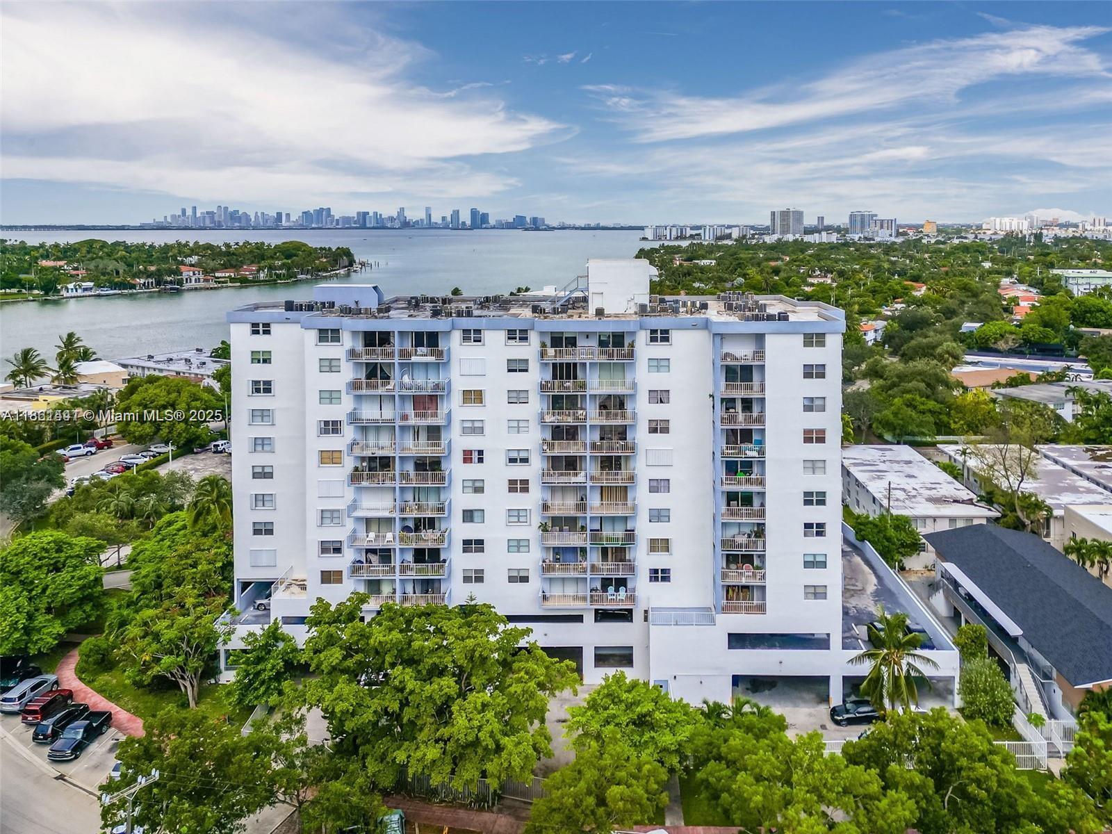 6900 Bay Dr #11F, Miami Beach FL 33141