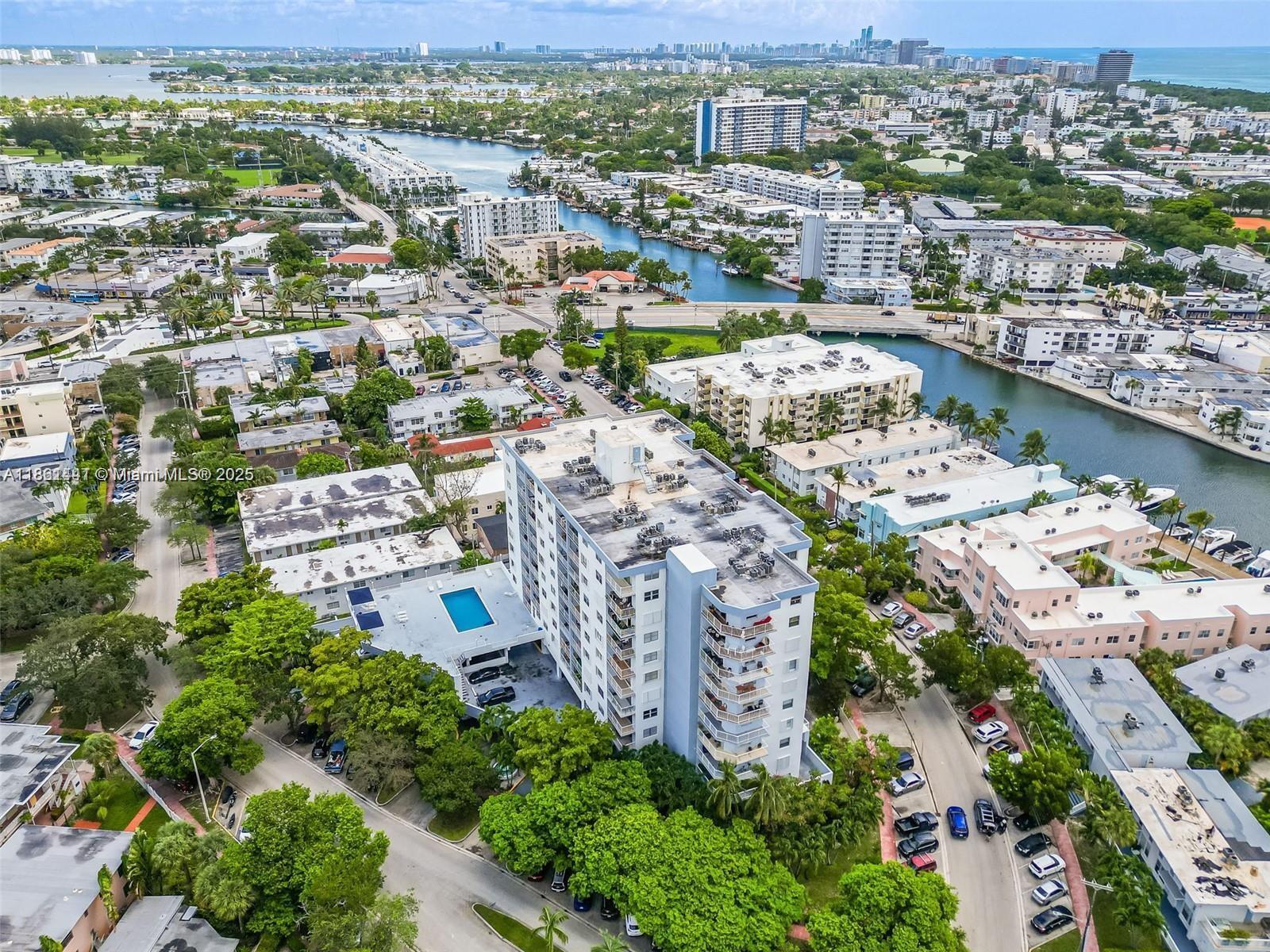 6900 Bay Dr #11F, Miami Beach FL 33141
