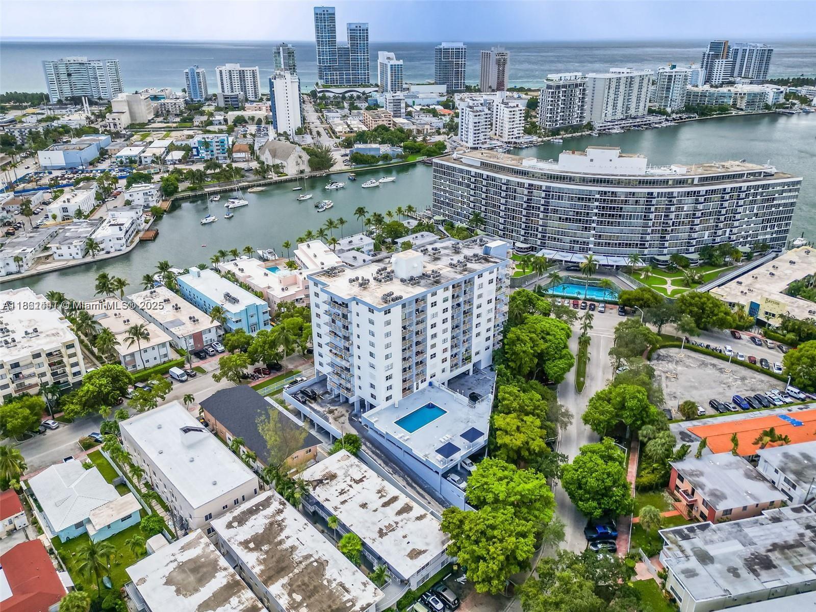 6900 Bay Dr #11F, Miami Beach FL 33141