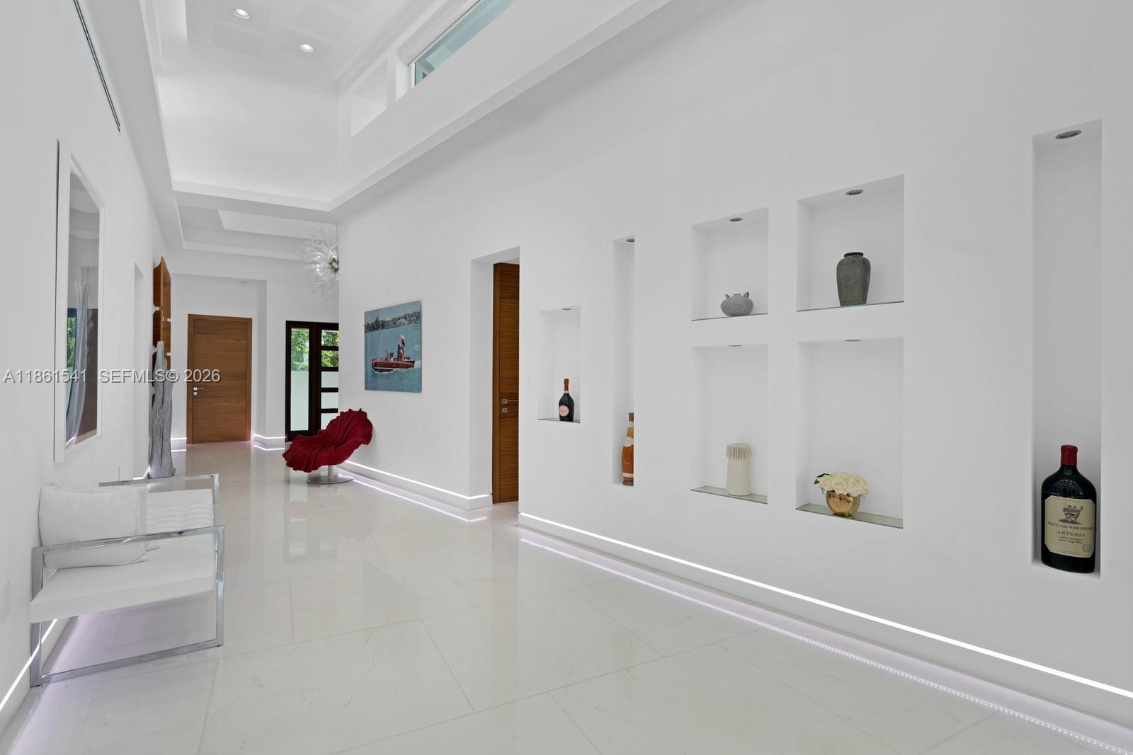 1825 Cleveland Rd, Miami Beach FL 33141