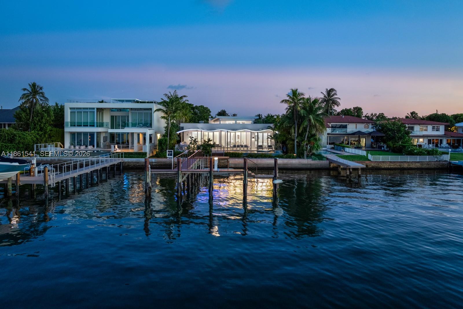 1825 Cleveland Rd, Miami Beach FL 33141