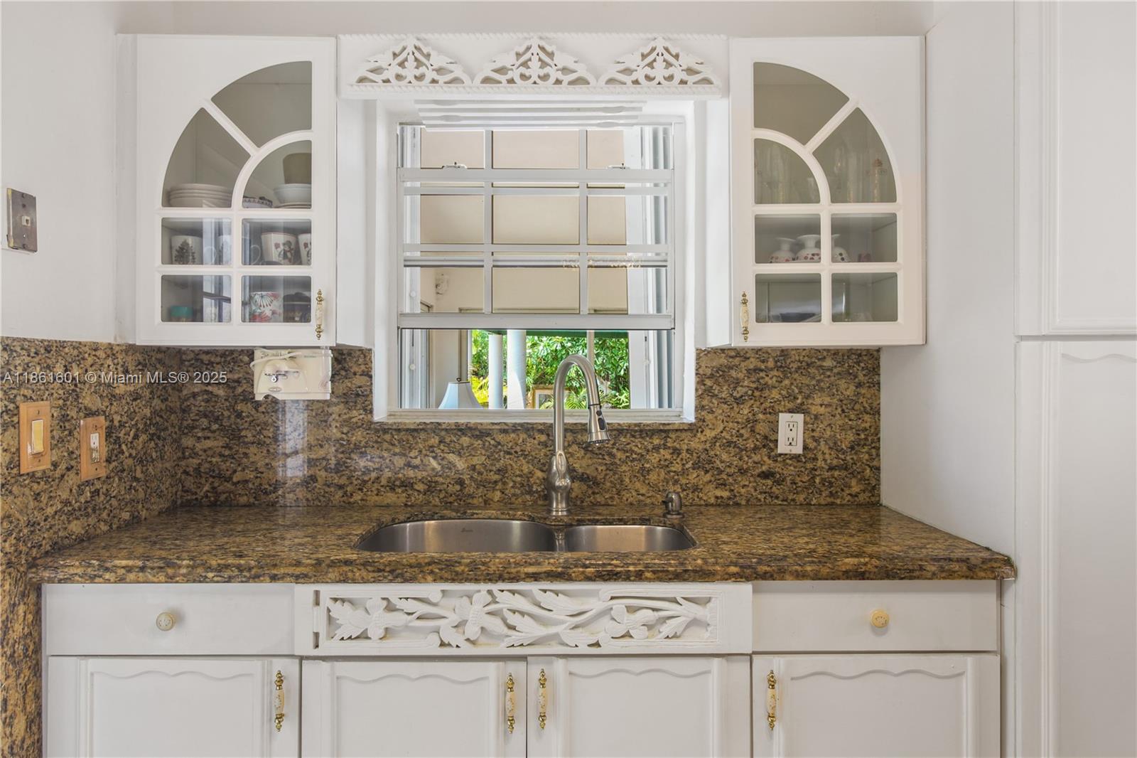 6101 SW 13th Ter, West Miami FL 33144