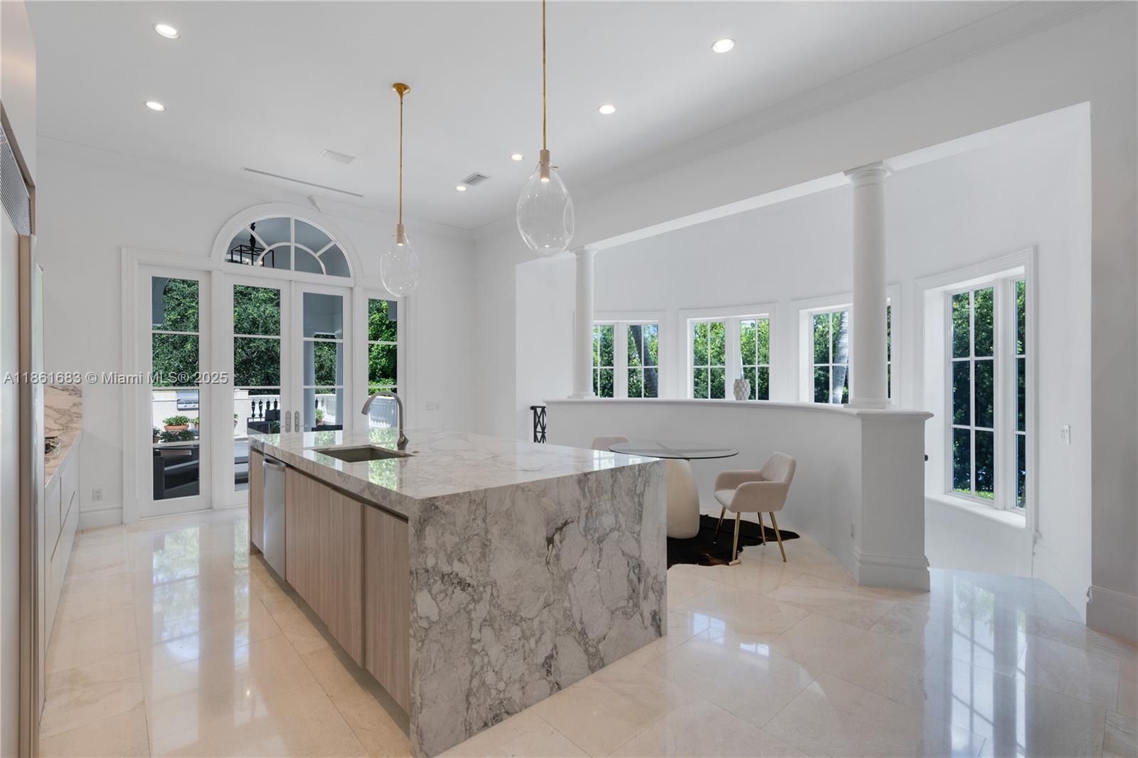 26 Tahiti Beach Island Rd, Coral Gables FL 33143