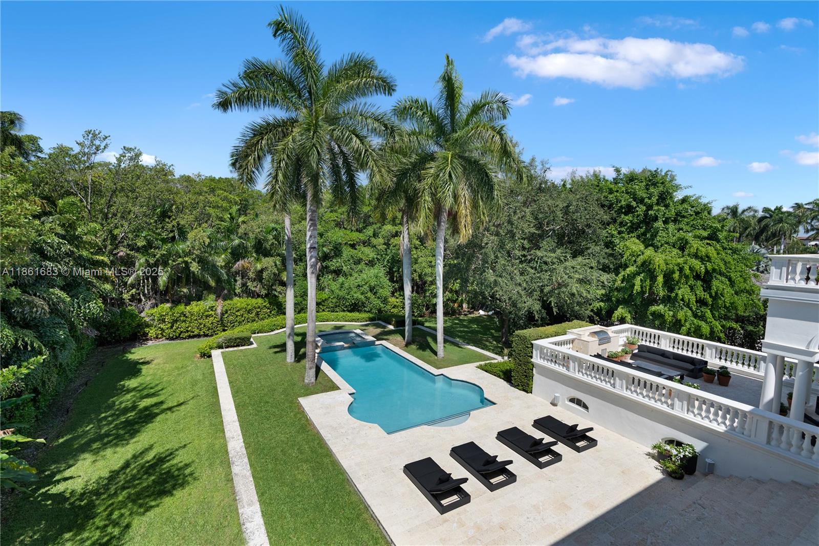 26 Tahiti Beach Island Rd, Coral Gables FL 33143