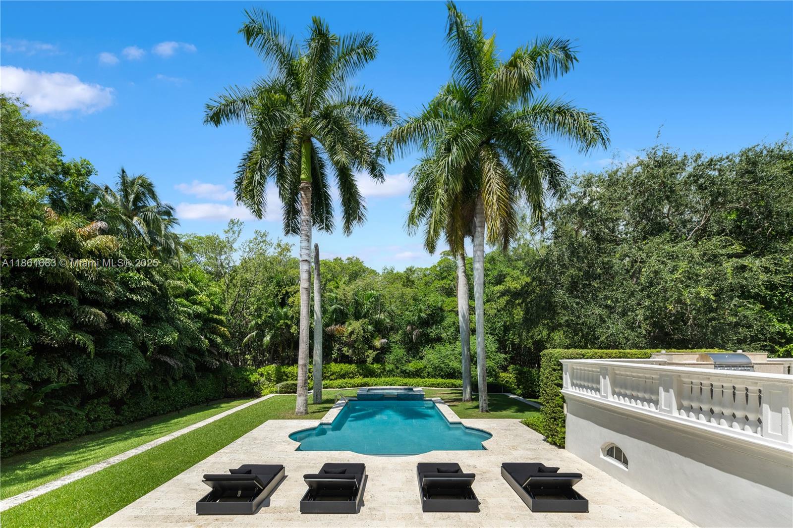 26 Tahiti Beach Island Rd, Coral Gables FL 33143