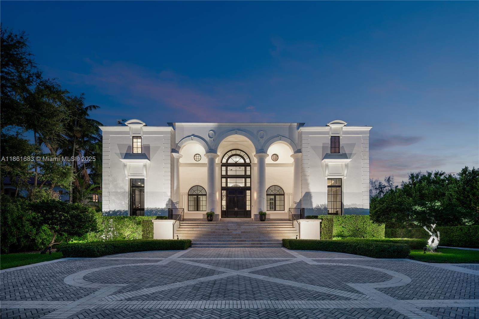 26 Tahiti Beach Island Rd, Coral Gables FL 33143