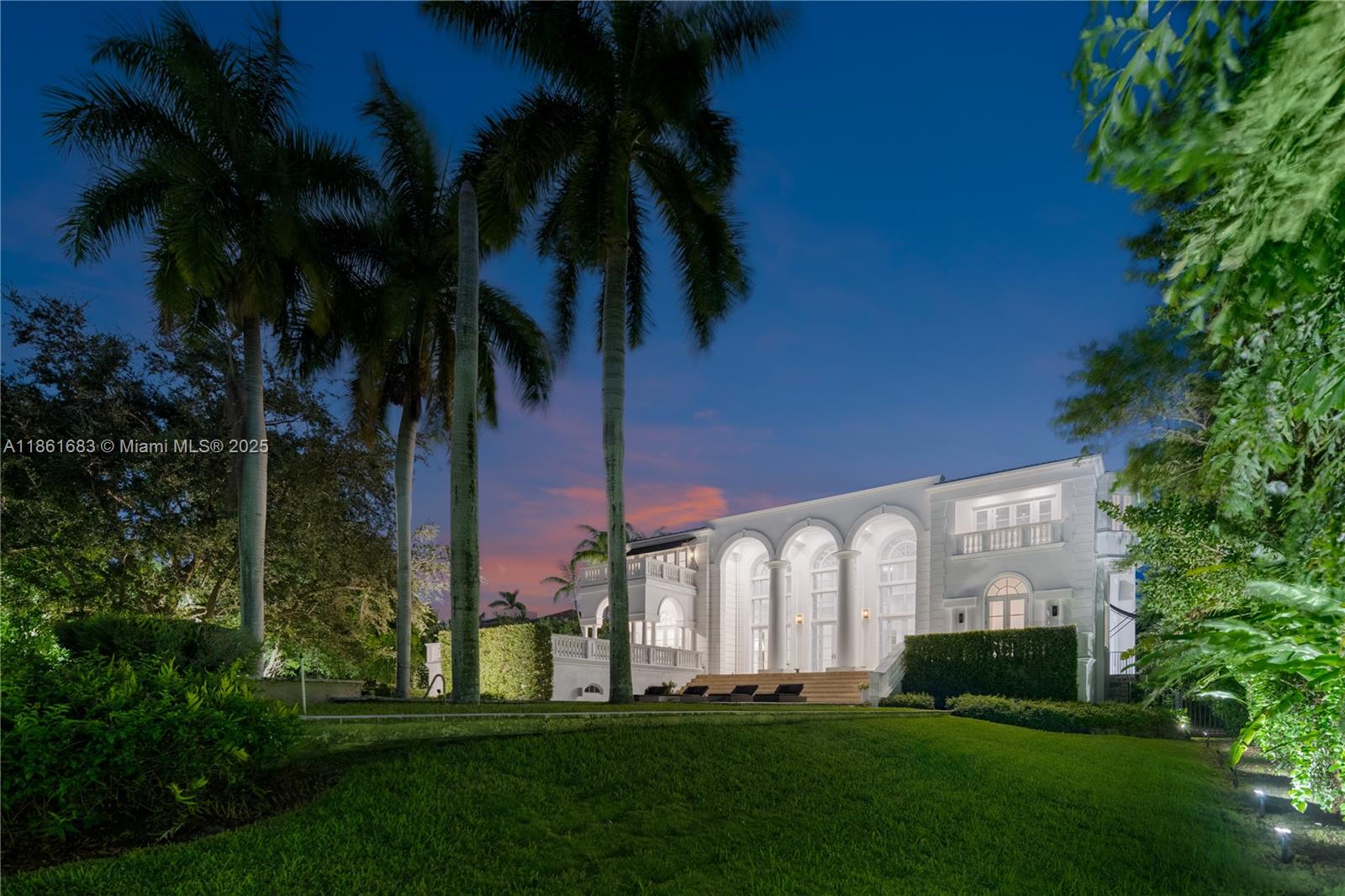 26 Tahiti Beach Island Rd, Coral Gables FL 33143