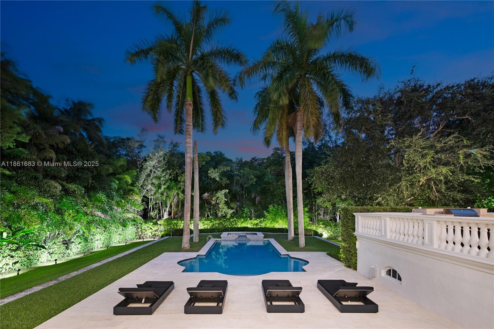 26 Tahiti Beach Island Rd, Coral Gables FL 33143