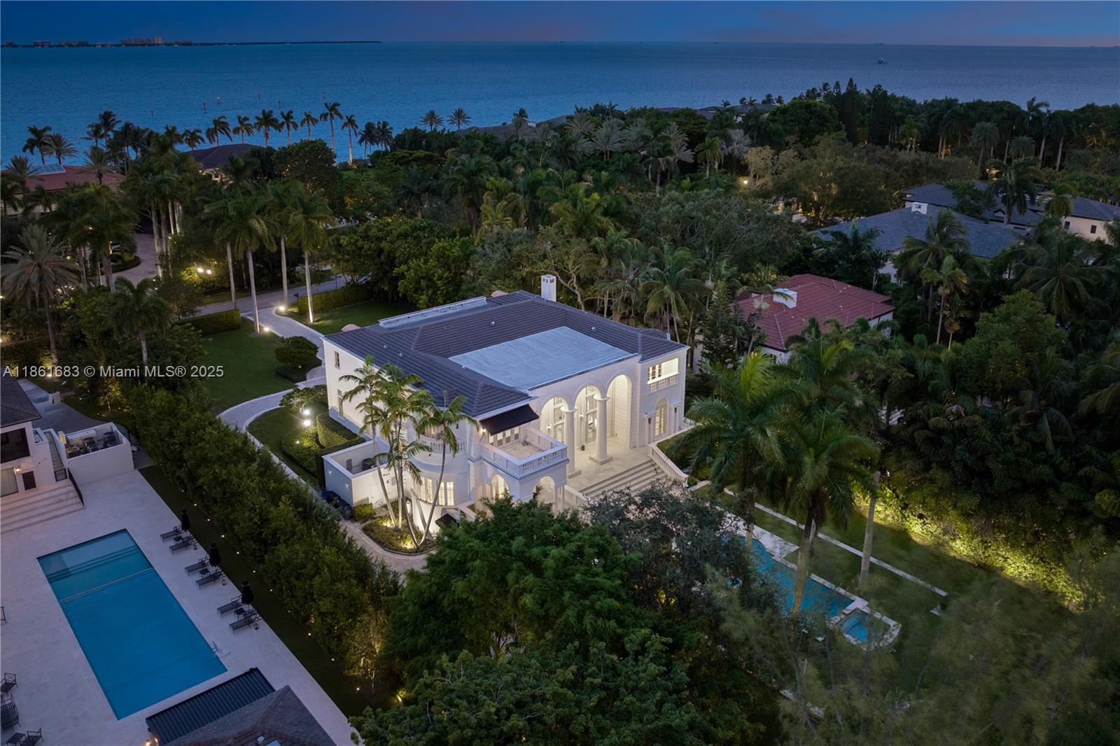 26 Tahiti Beach Island Rd, Coral Gables FL 33143