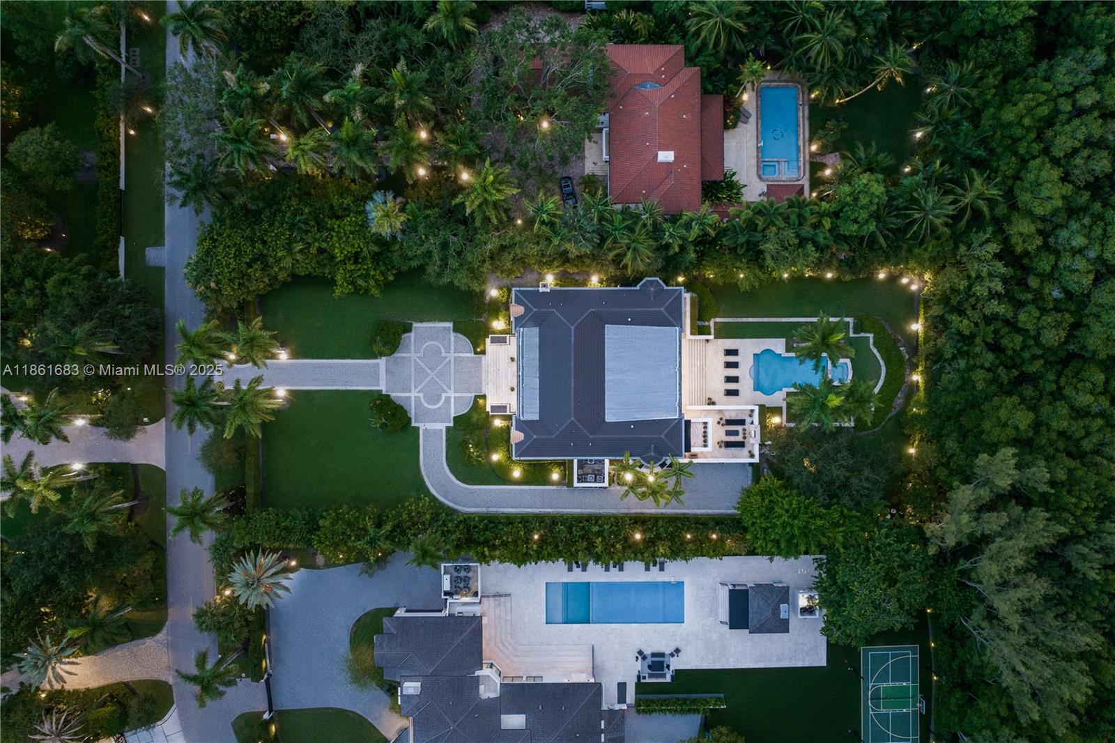 26 Tahiti Beach Island Rd, Coral Gables FL 33143