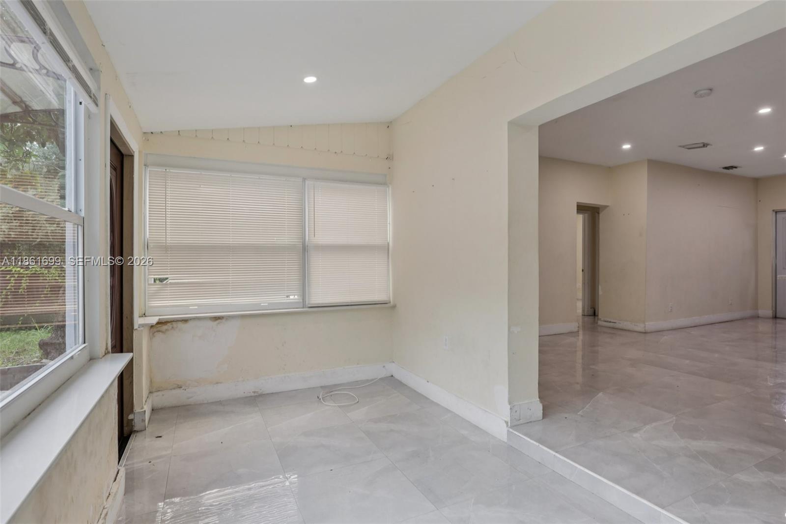 666 NE 62nd St, Miami FL 33138