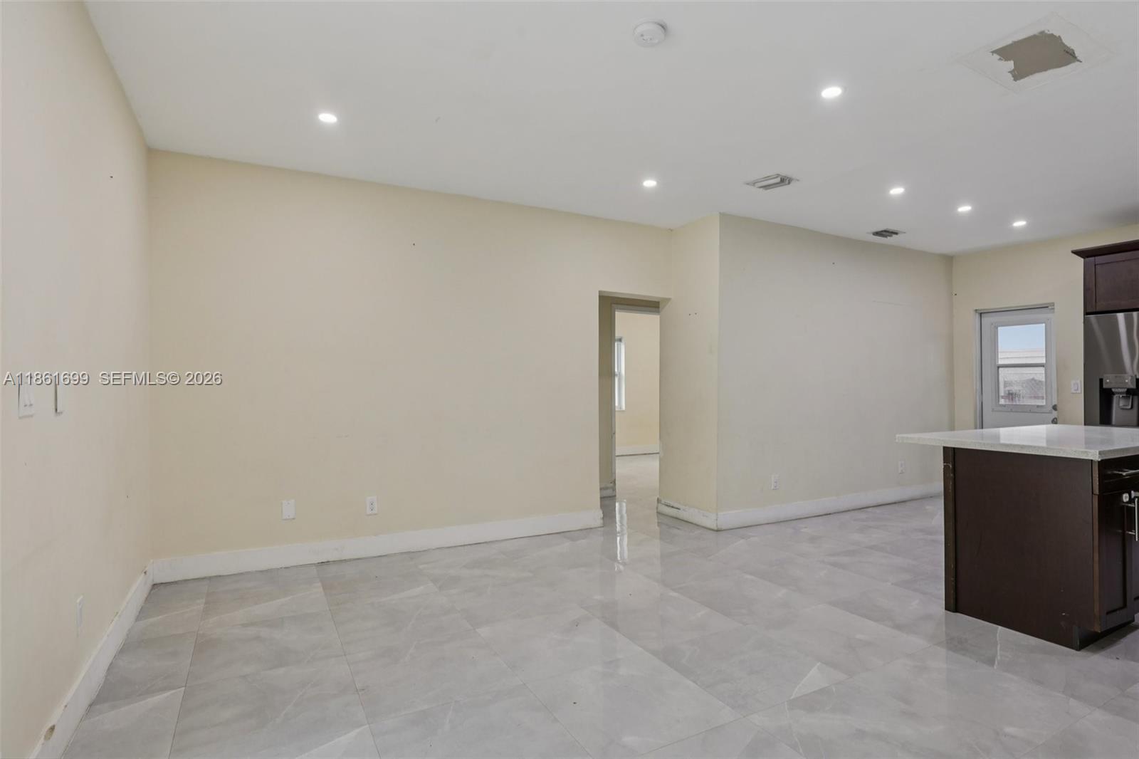 666 NE 62nd St, Miami FL 33138