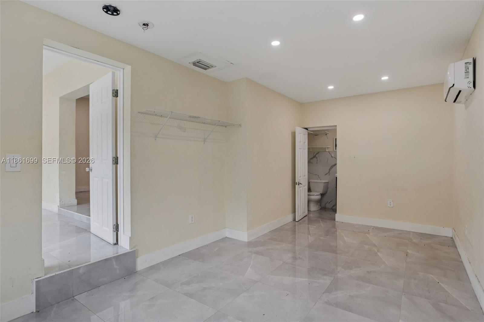 666 NE 62nd St, Miami FL 33138