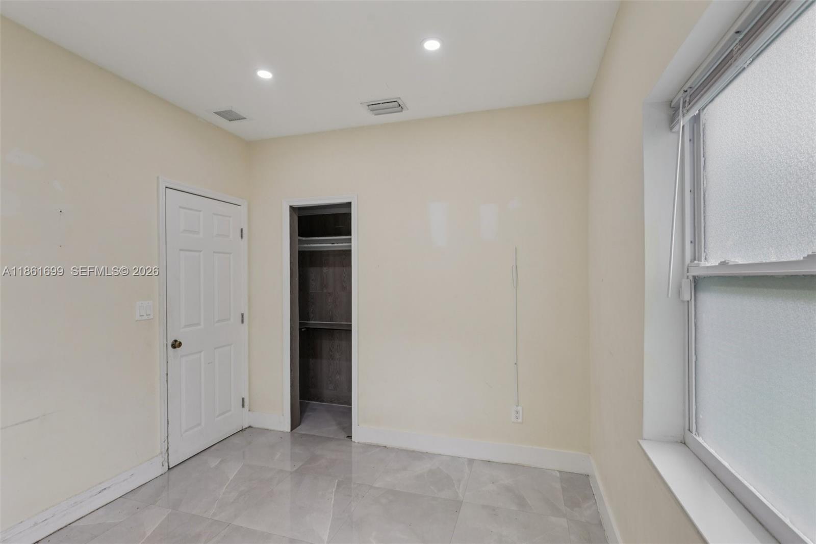 666 NE 62nd St, Miami FL 33138