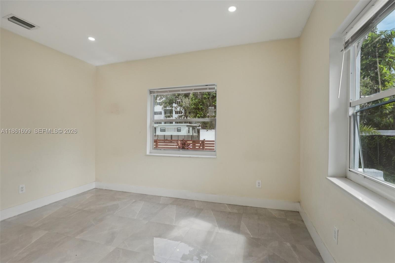 666 NE 62nd St, Miami FL 33138