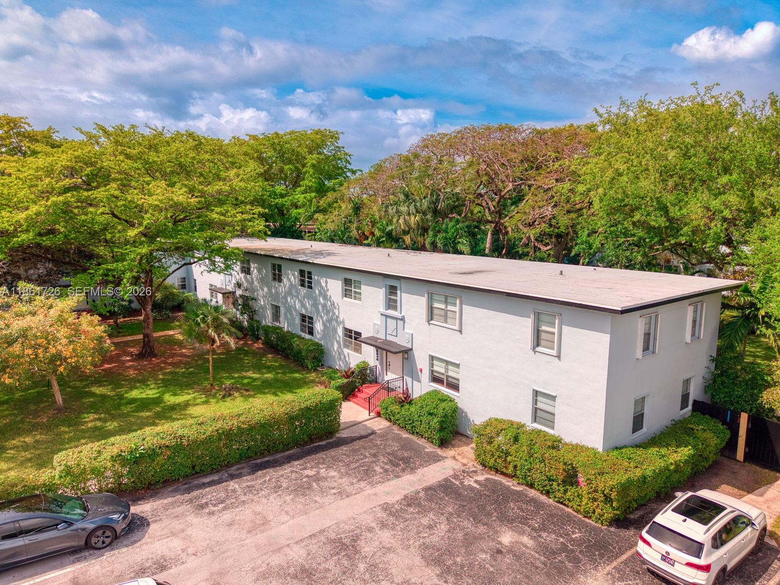 5640 SW 78th St #124C, Miami FL 33143