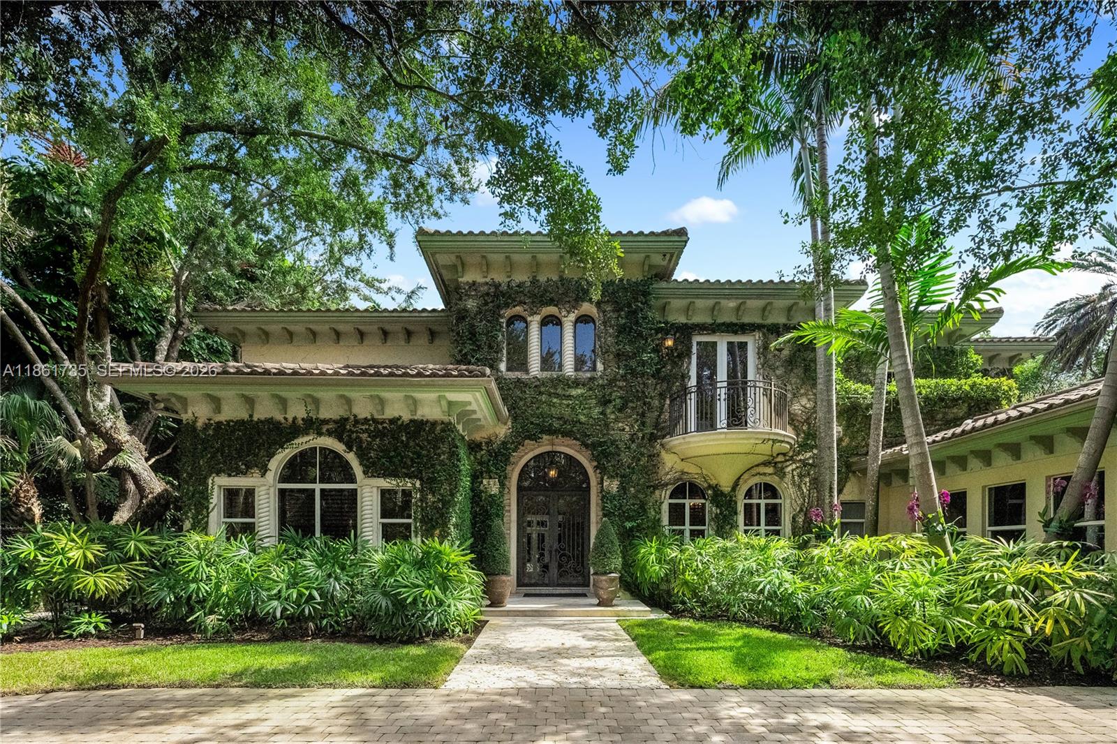 5100 SW 86th St, Miami FL 33143