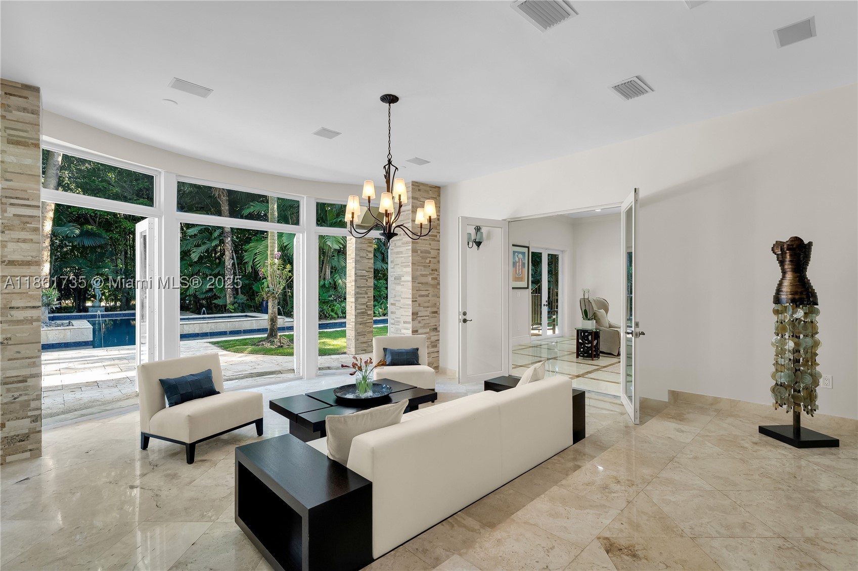 5100 SW 86th St, Miami FL 33143