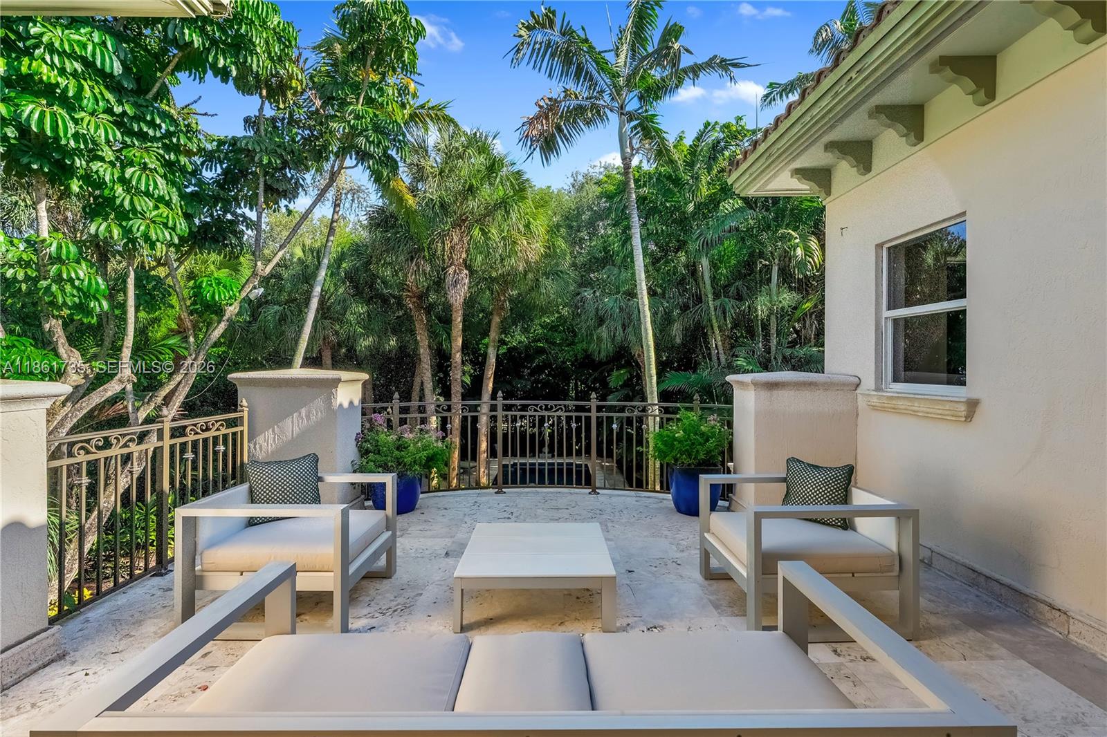 5100 SW 86th St, Miami FL 33143