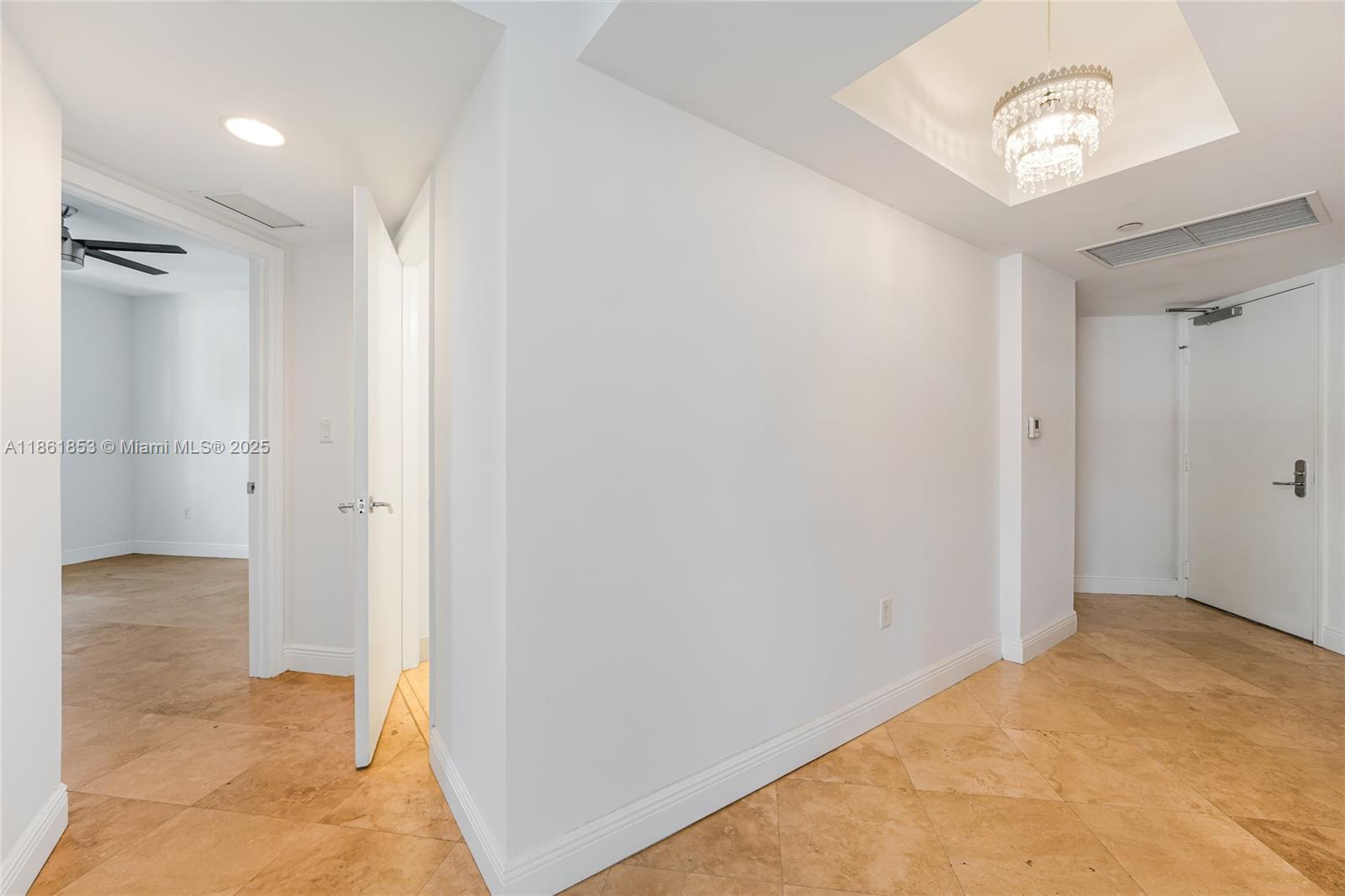 19900 E Country Club Dr #612, Aventura FL 33180