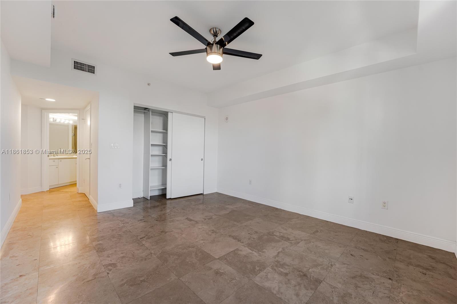 19900 E Country Club Dr #612, Aventura FL 33180