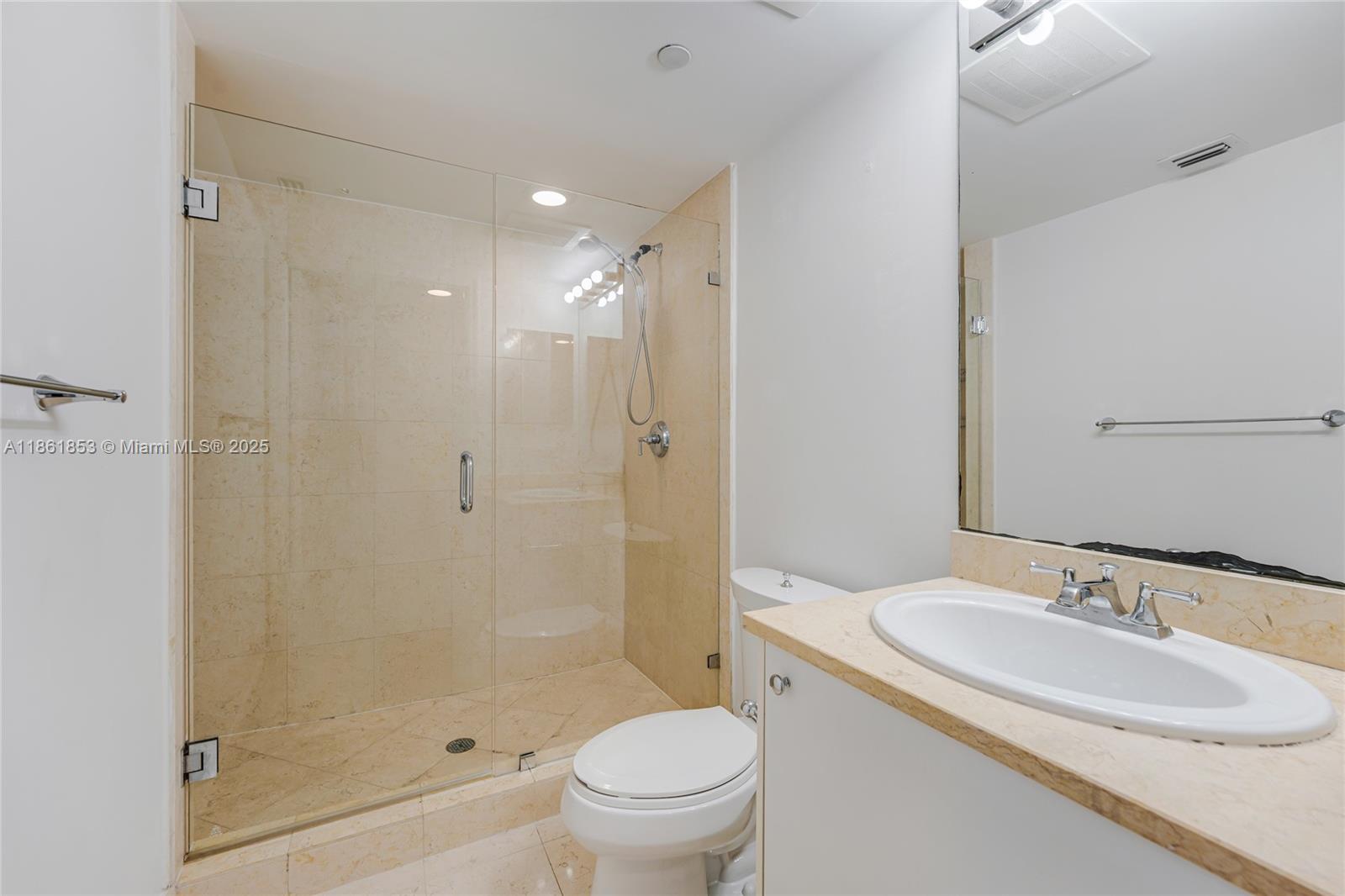 19900 E Country Club Dr #612, Aventura FL 33180