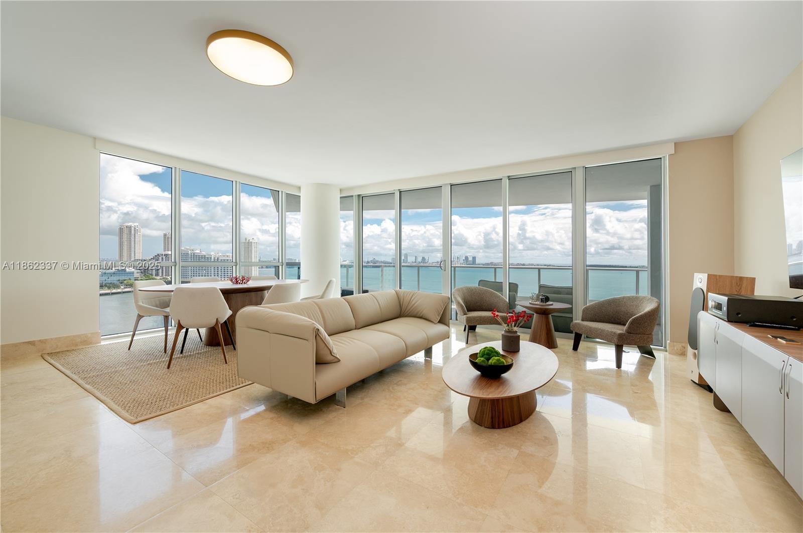 1331 Brickell Bay Dr #1801, Miami FL 33131