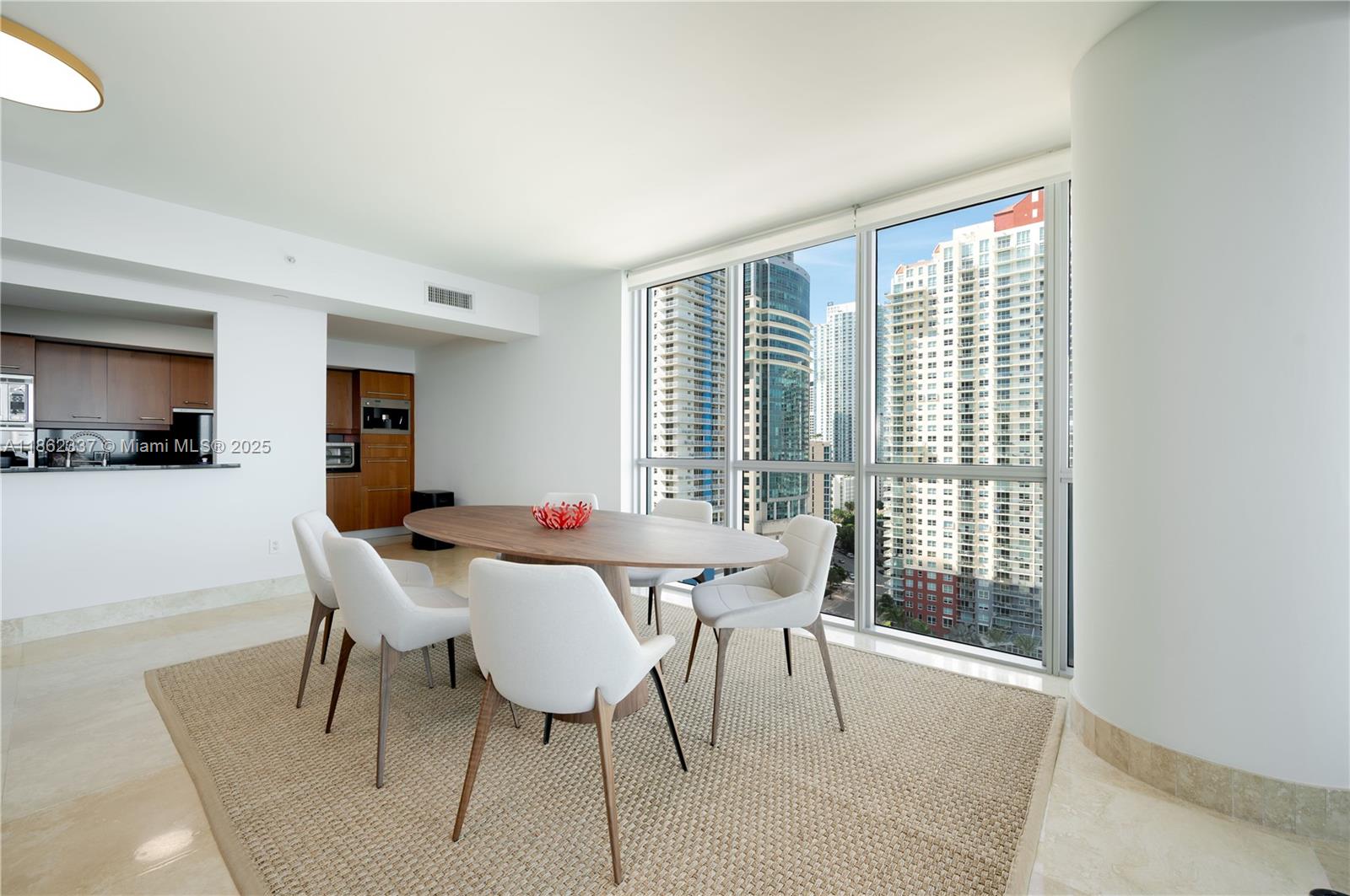 1331 Brickell Bay Dr #1801, Miami FL 33131