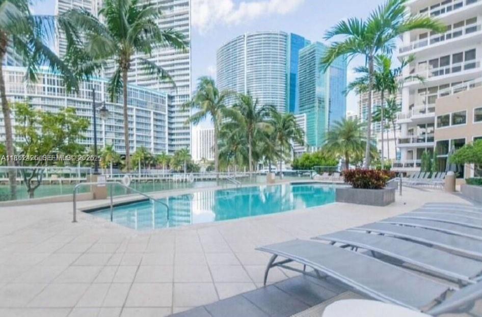 901 Brickell Key Blvd #2701, Miami FL 33131