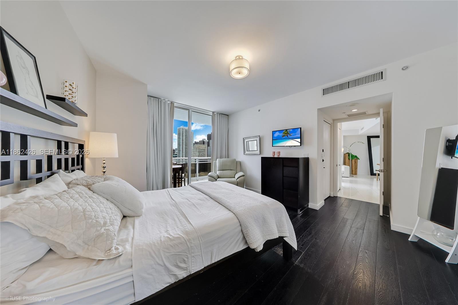 901 Brickell Key Blvd #2701, Miami FL 33131