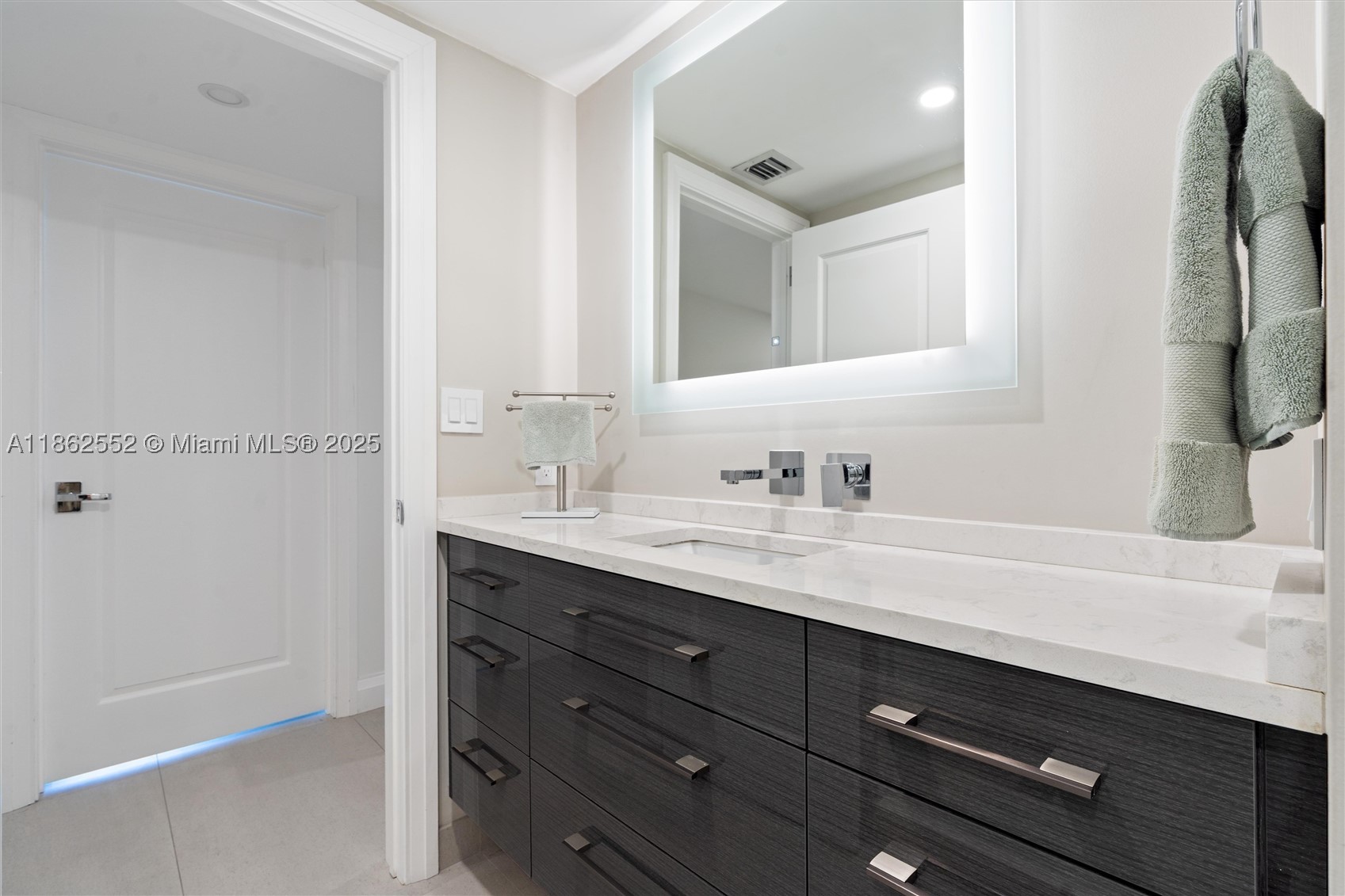 2100 S Ocean Ln #506, Fort Lauderdale FL 33316