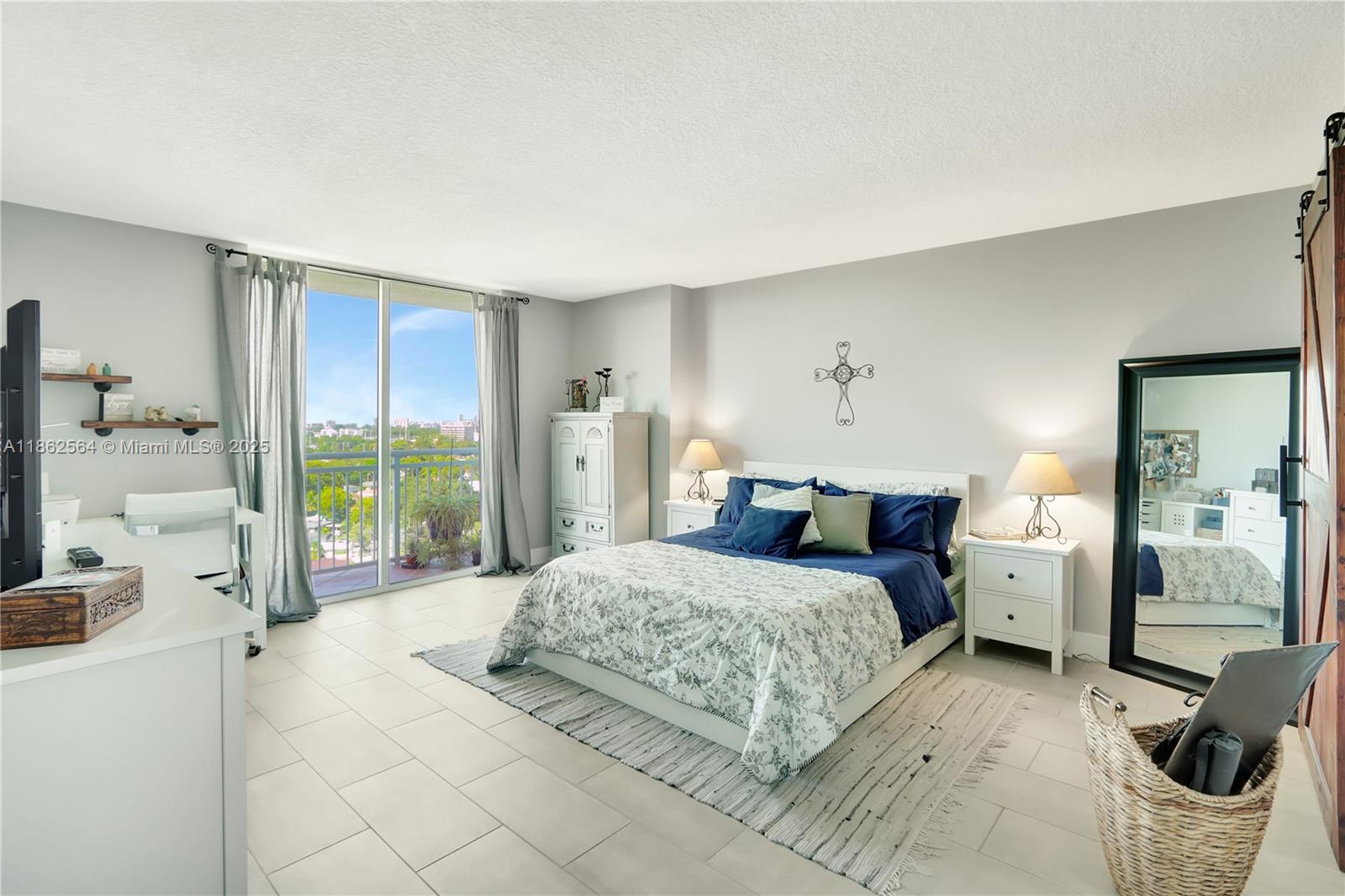 3000 Coral Way #1105, Miami FL 33145