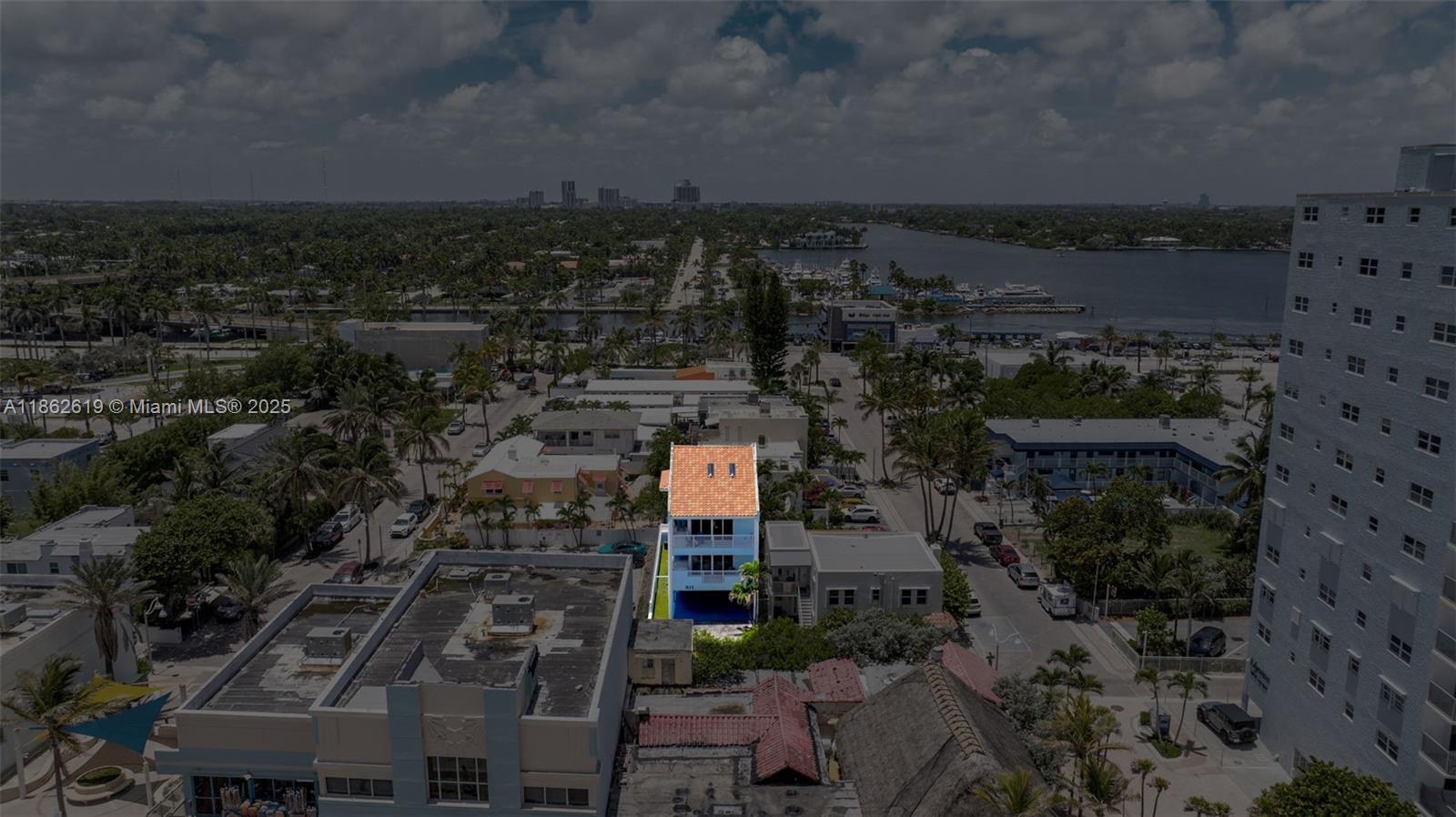 311 N Surf Rd #311, Hollywood FL 33019