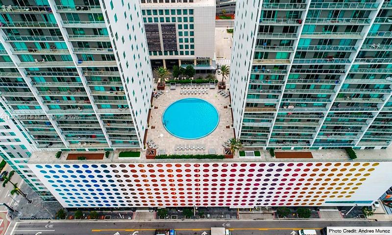 55 SE 6th St #3004, Miami FL 33131