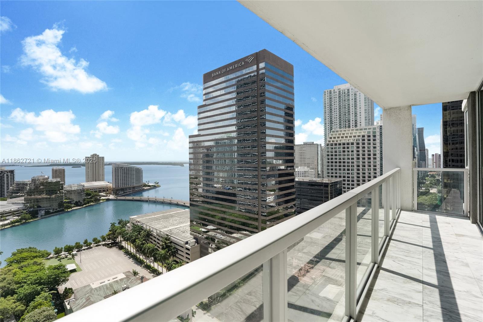 500 Brickell Ave #2702, Miami FL 33131
