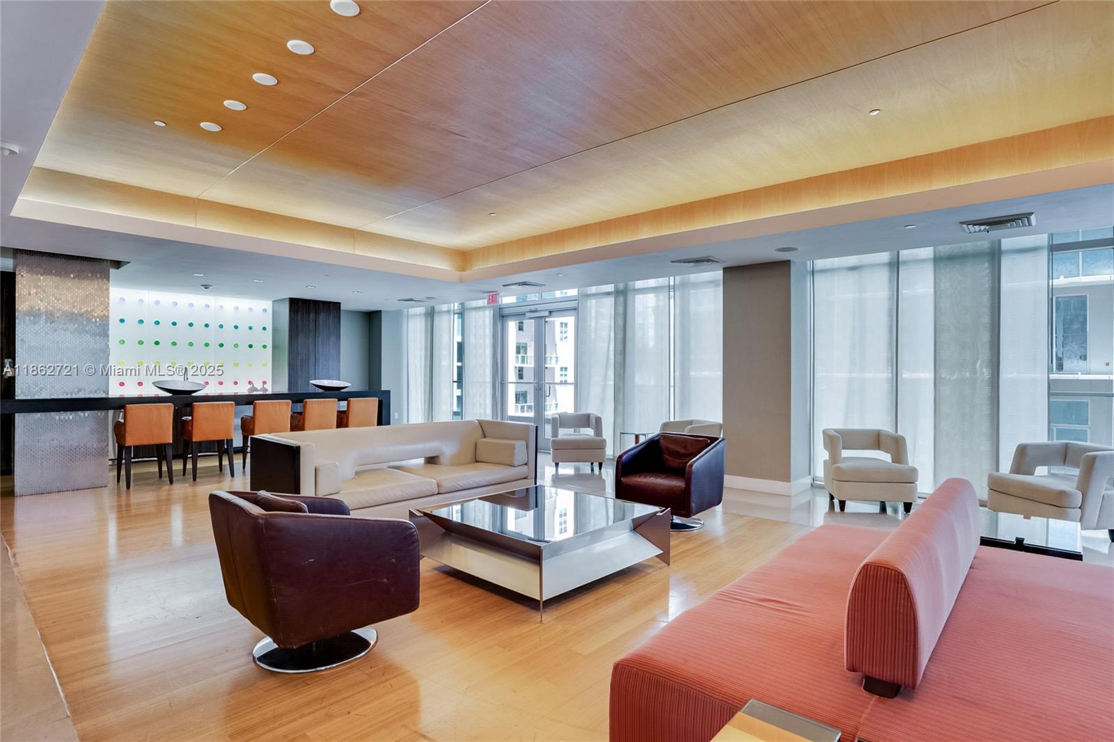 500 Brickell Ave #2702, Miami FL 33131