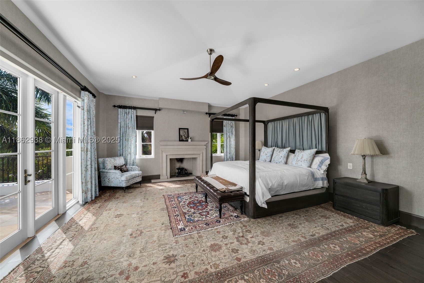 3305 S Moorings Way, Miami FL 33133