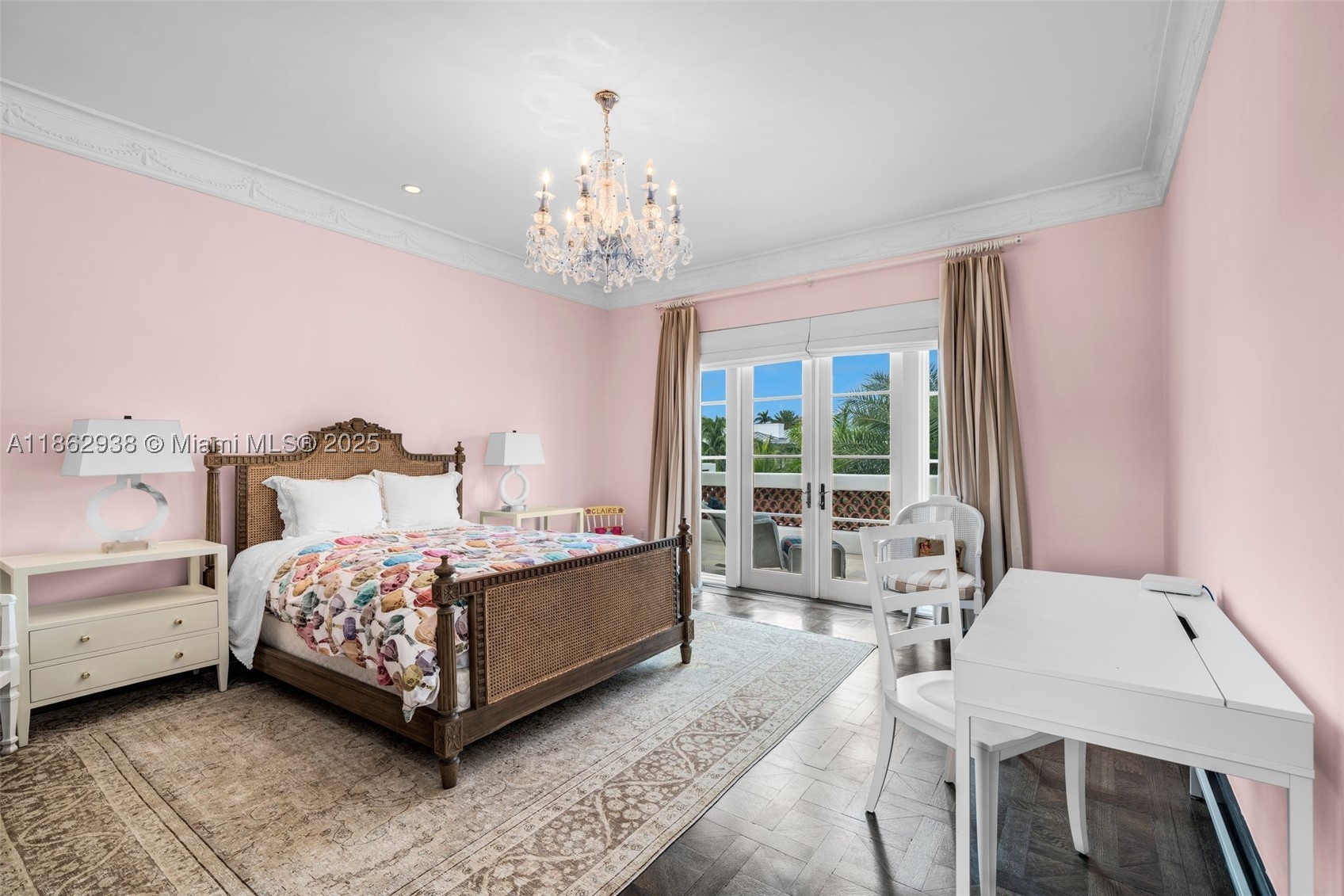 3305 S Moorings Way, Miami FL 33133