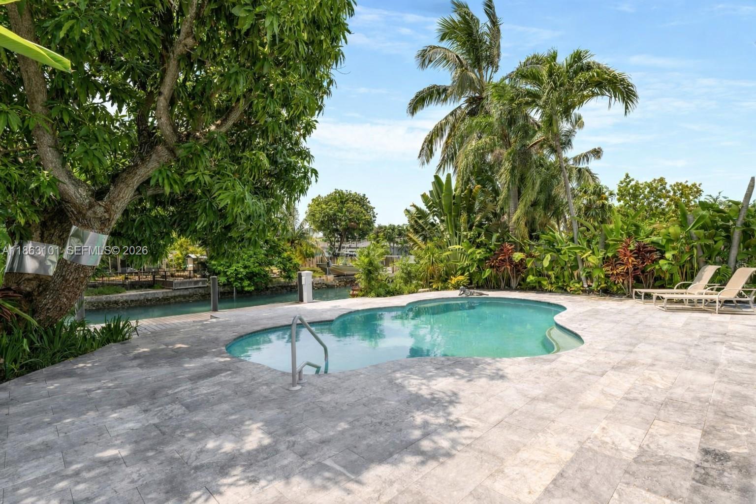 1410 Cleveland Rd, Miami Beach FL 33141